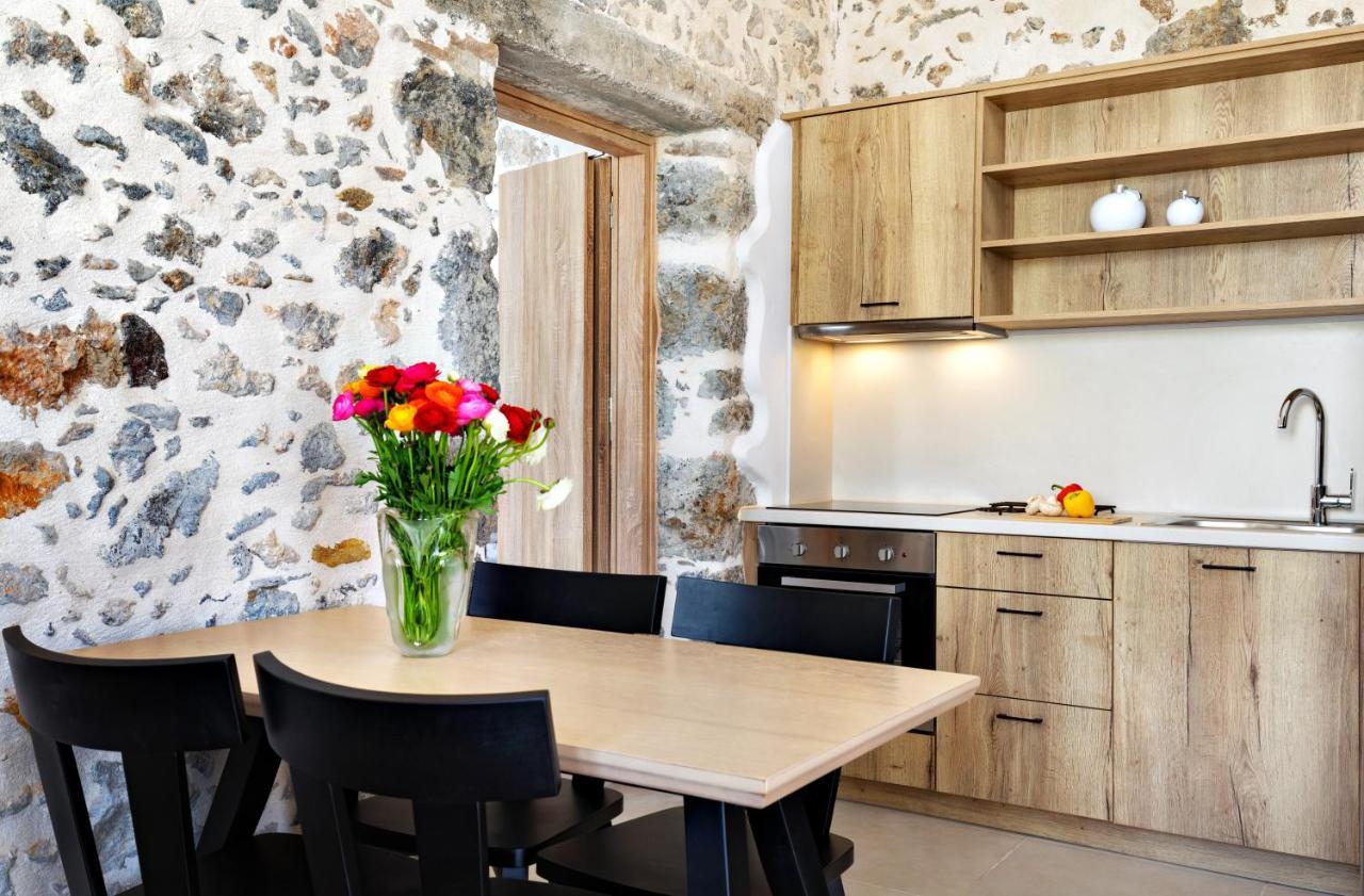 Mirthia Apartments 普拉基亚斯 外观 照片
